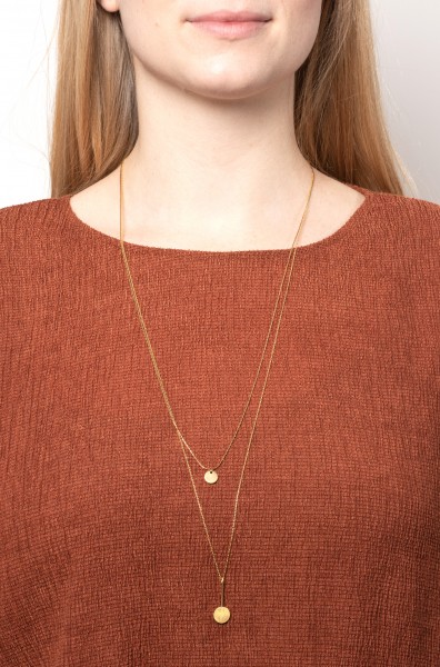 Necklace long layered